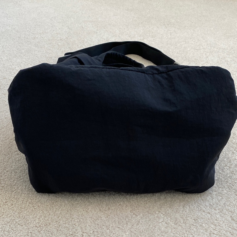 Lululemon On My Level Black Tote Bag with Dual Handles - Picture 8 of 12